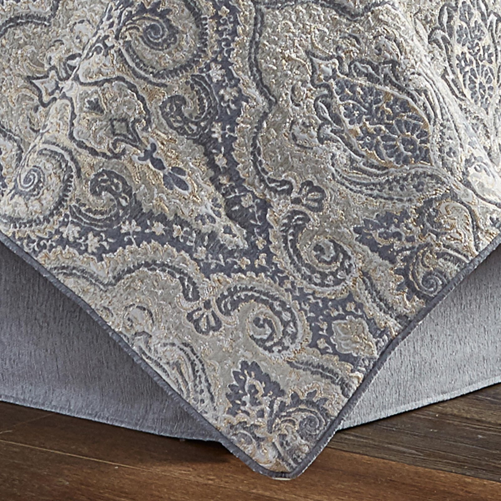 aidan-king-4-pieces-comforter-set-3