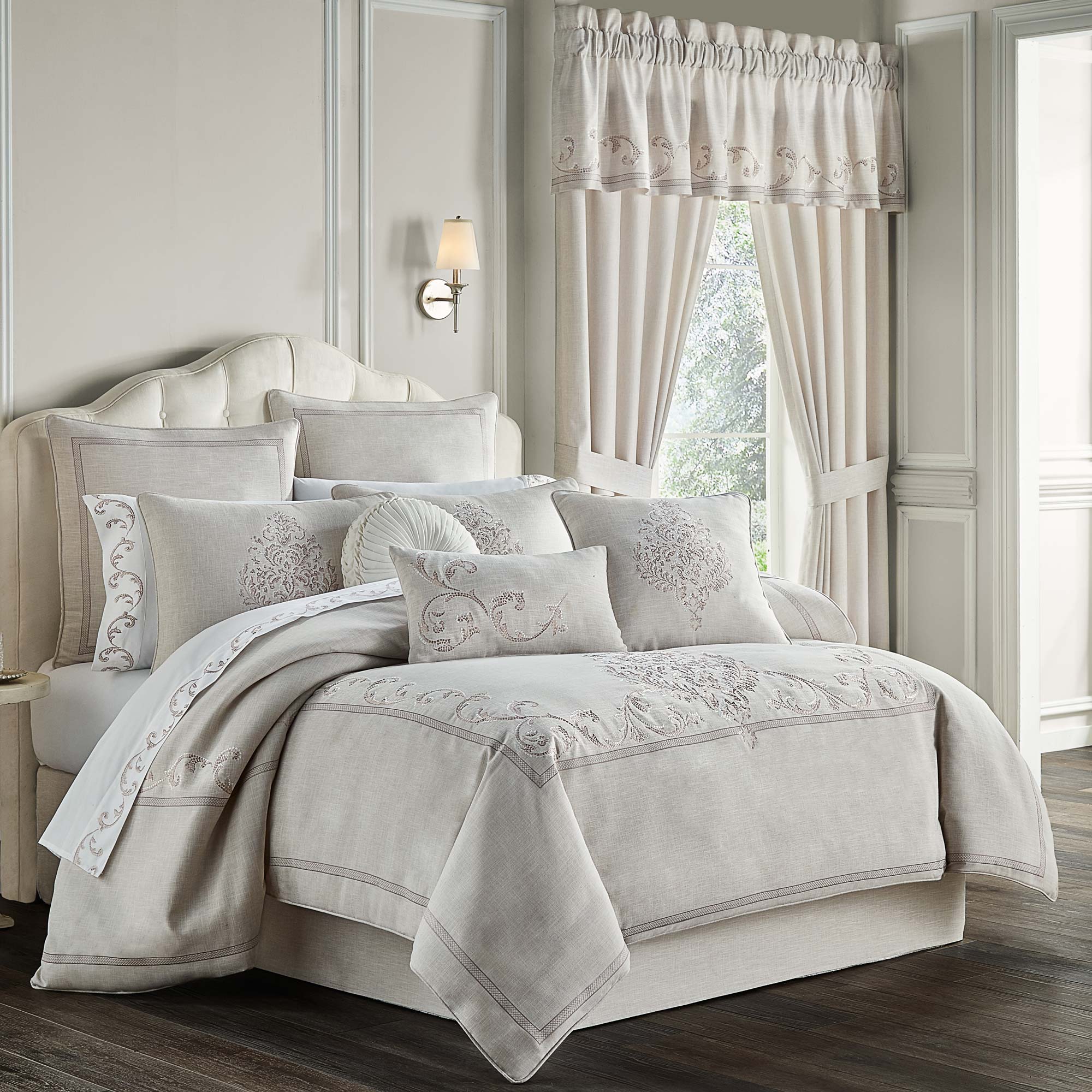 angeline-king-4-piece-comforter-set