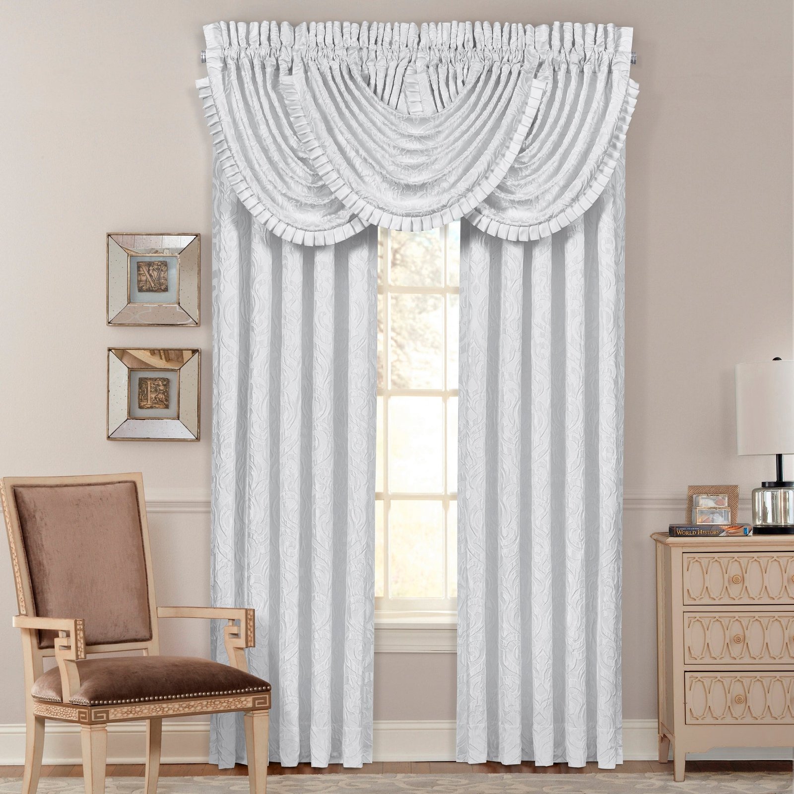 astoria-white-window-lifestyle