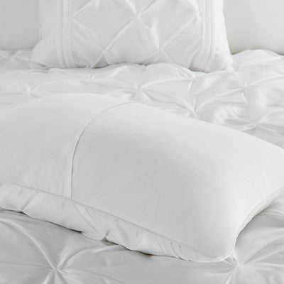 Madison Park Laurel 7 Piece Tufted Comforter Set in White, Queen MP10-738