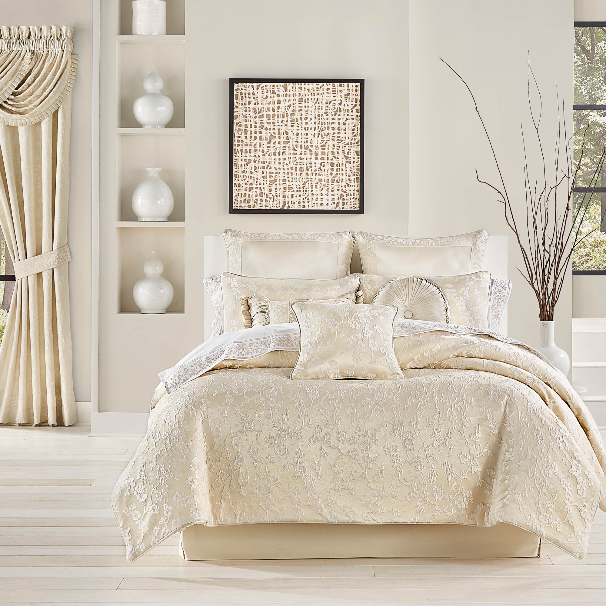 blossom-queen-4-piece-comforter-set-3