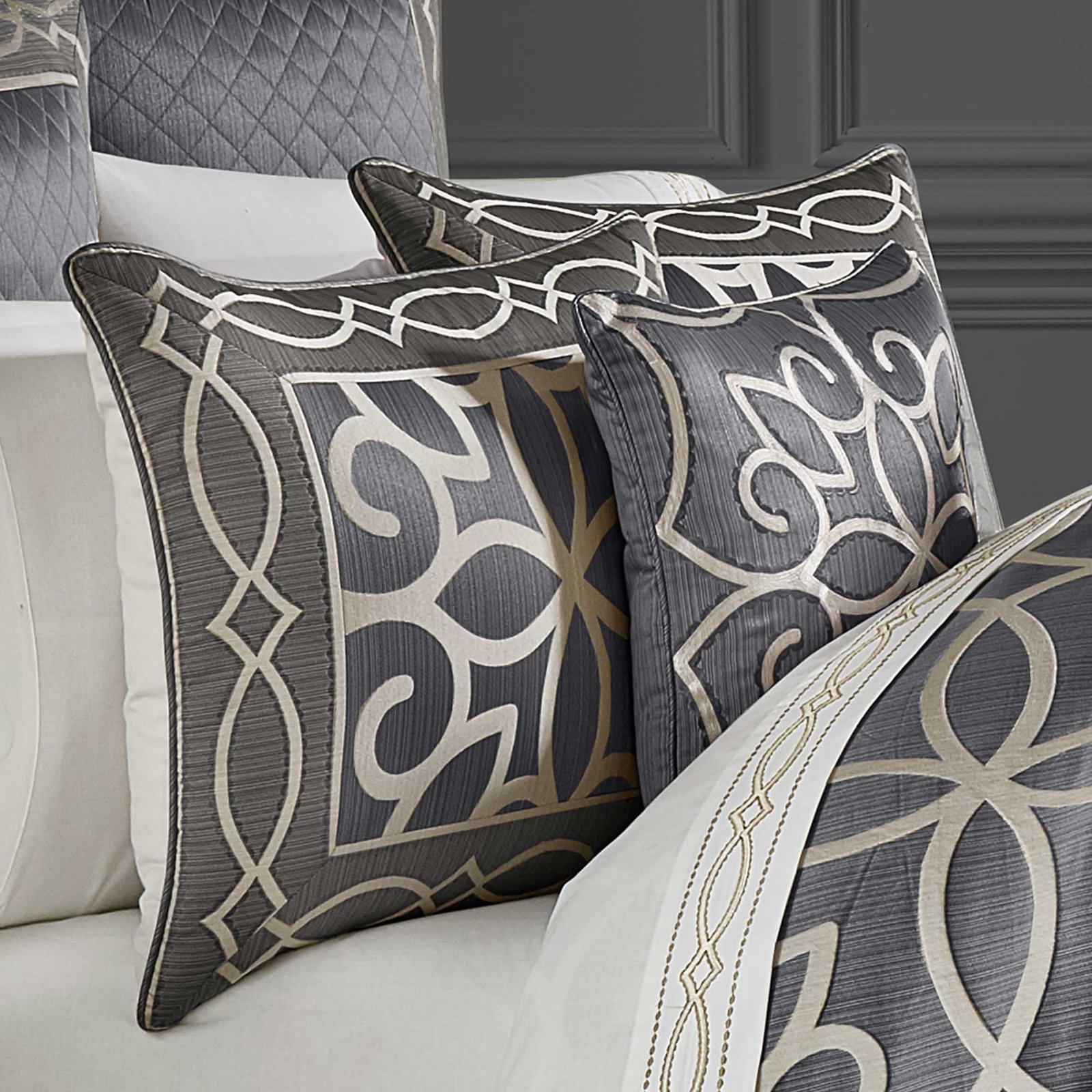 deco-queen-4-piece-comforter-set-charcoal-2_ef8bb143-8807-4e71-a8cd-2e87026a82c5