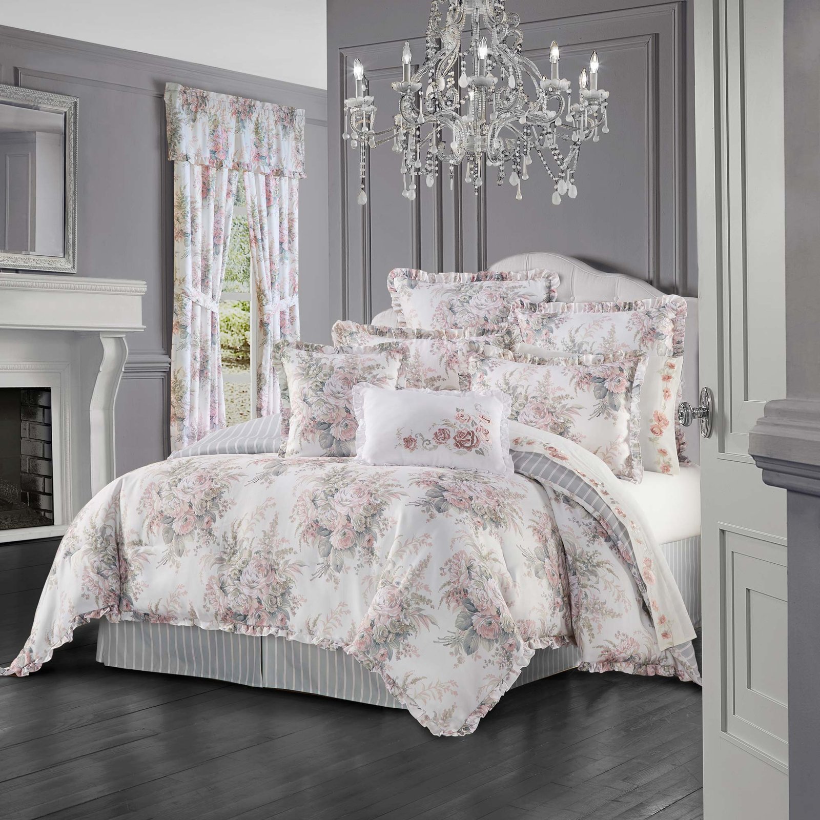 estelle-queen-4-piece-comforter-set-blush