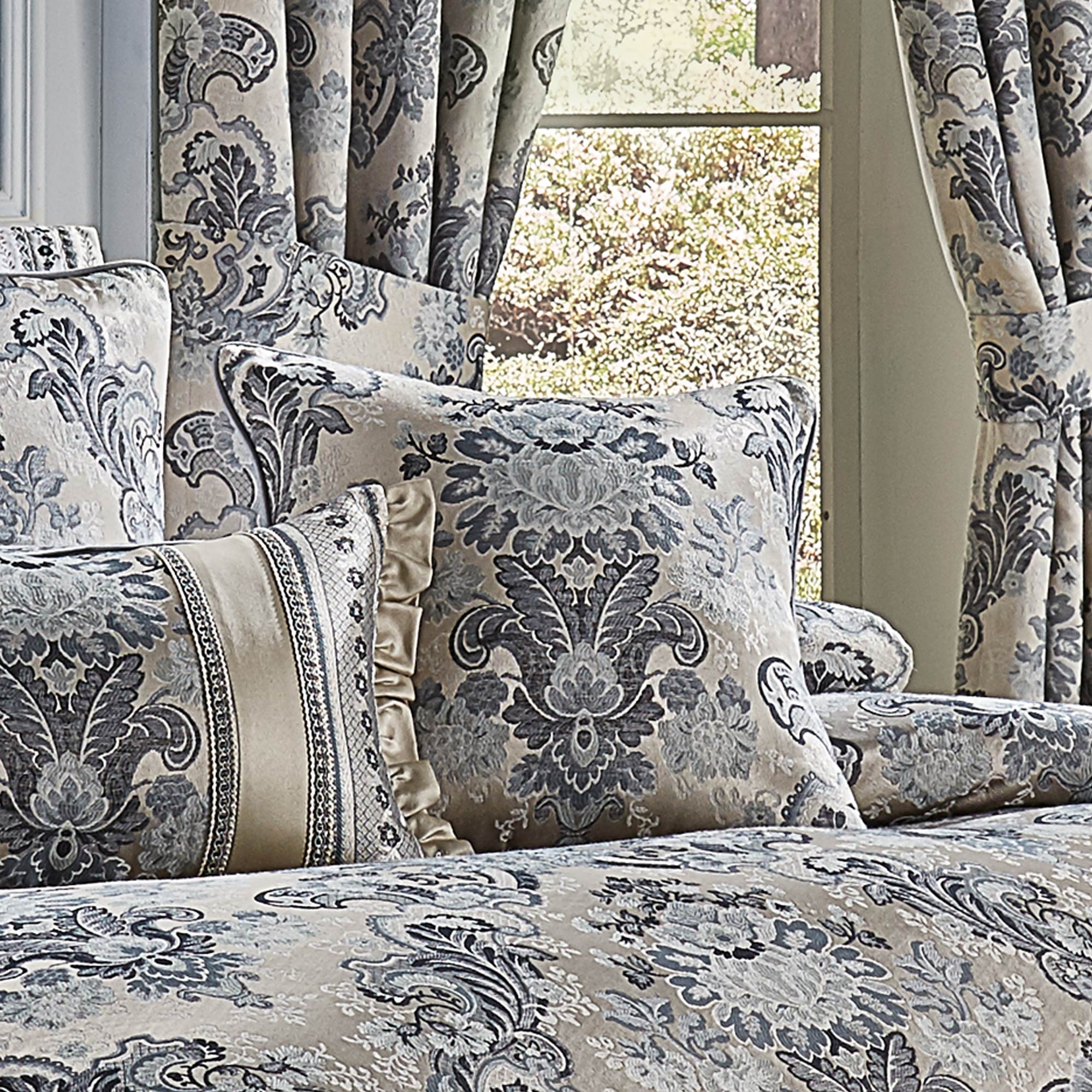 glendale-18-square-decorative-throw-pillow-2