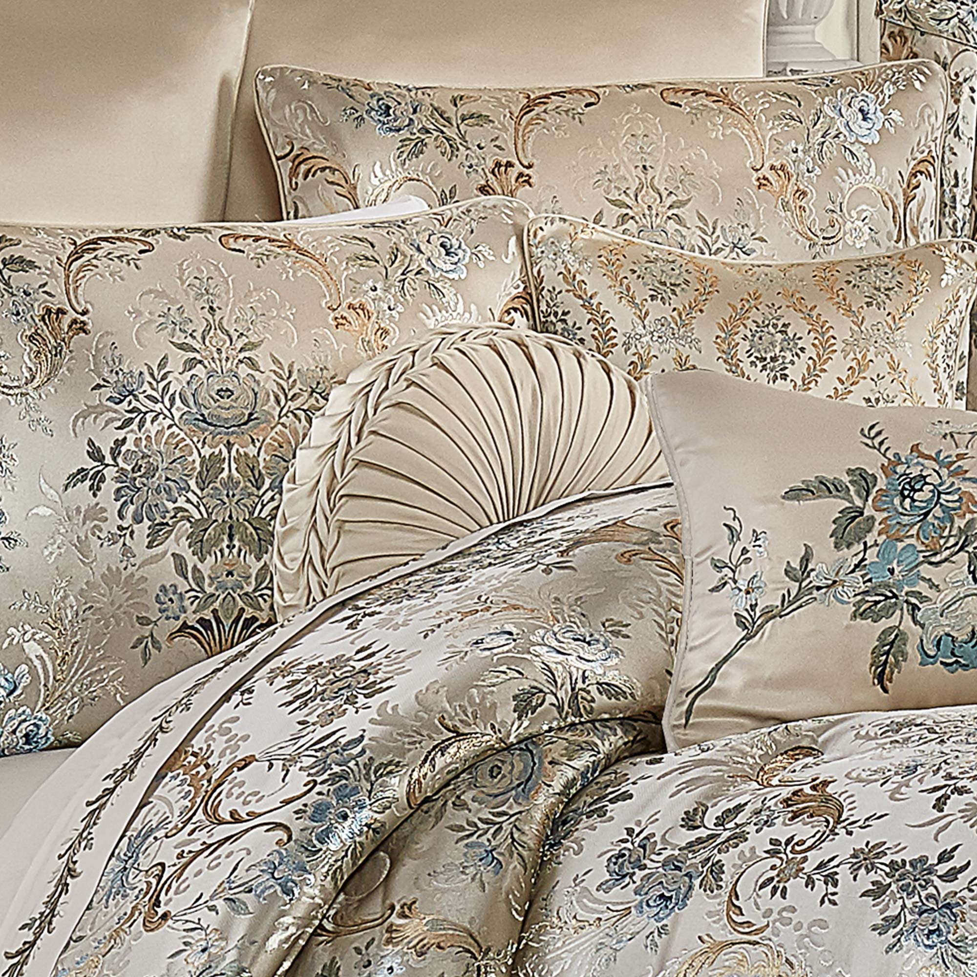 jacqueline-tufted-round-decorative-throw-pillow-2