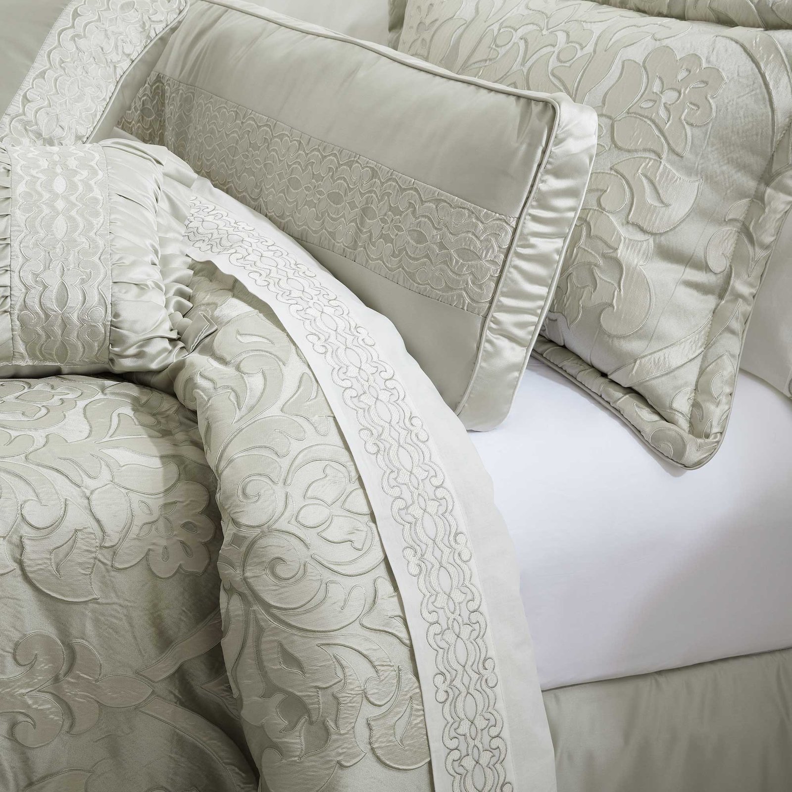surano-bolster-decorative-throw-pillow-celadon-green-2_ffecff78-81a6-4cc7-b8a3-80c54e96df53