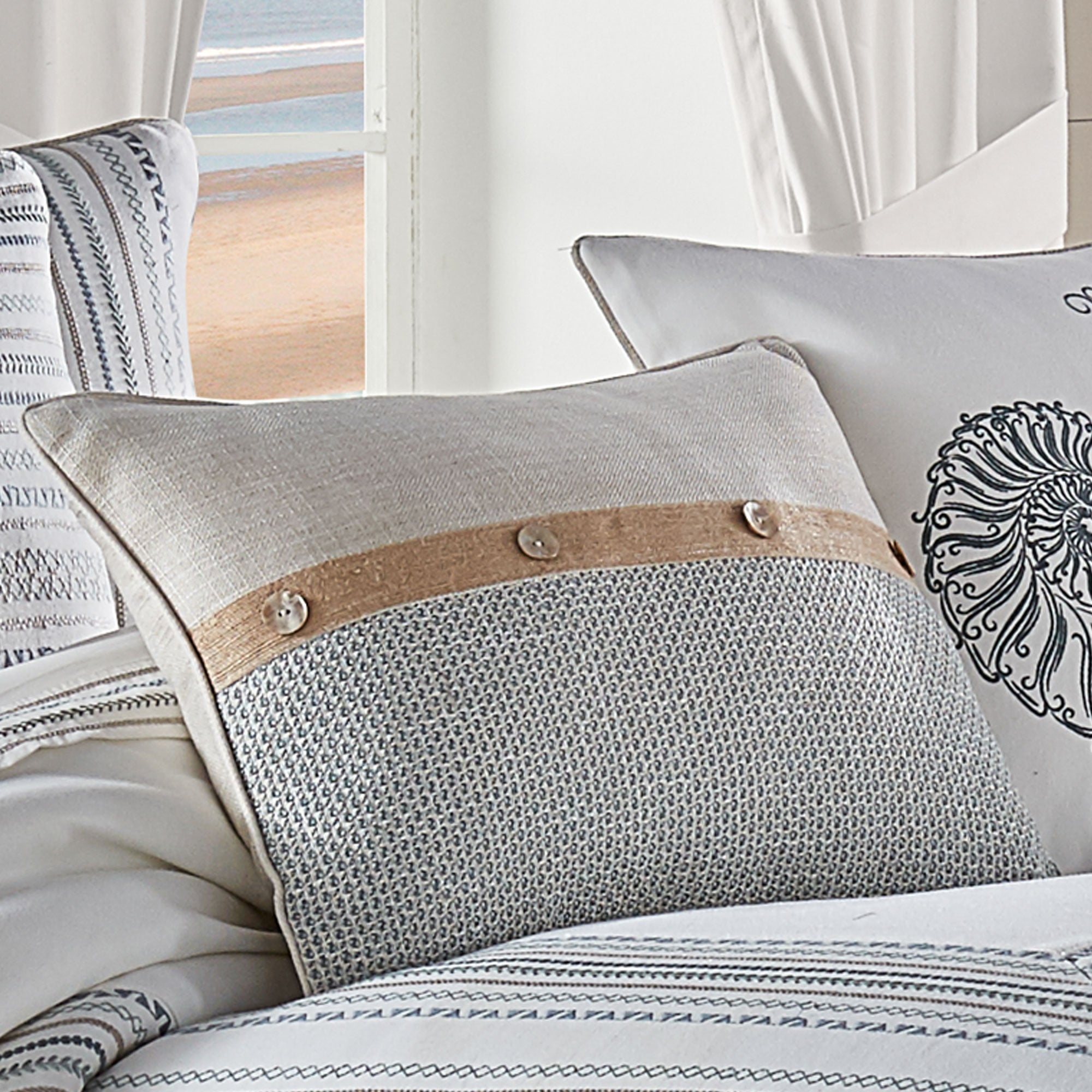 waterbury-20-boudoir-decorative-throw-pillow-2