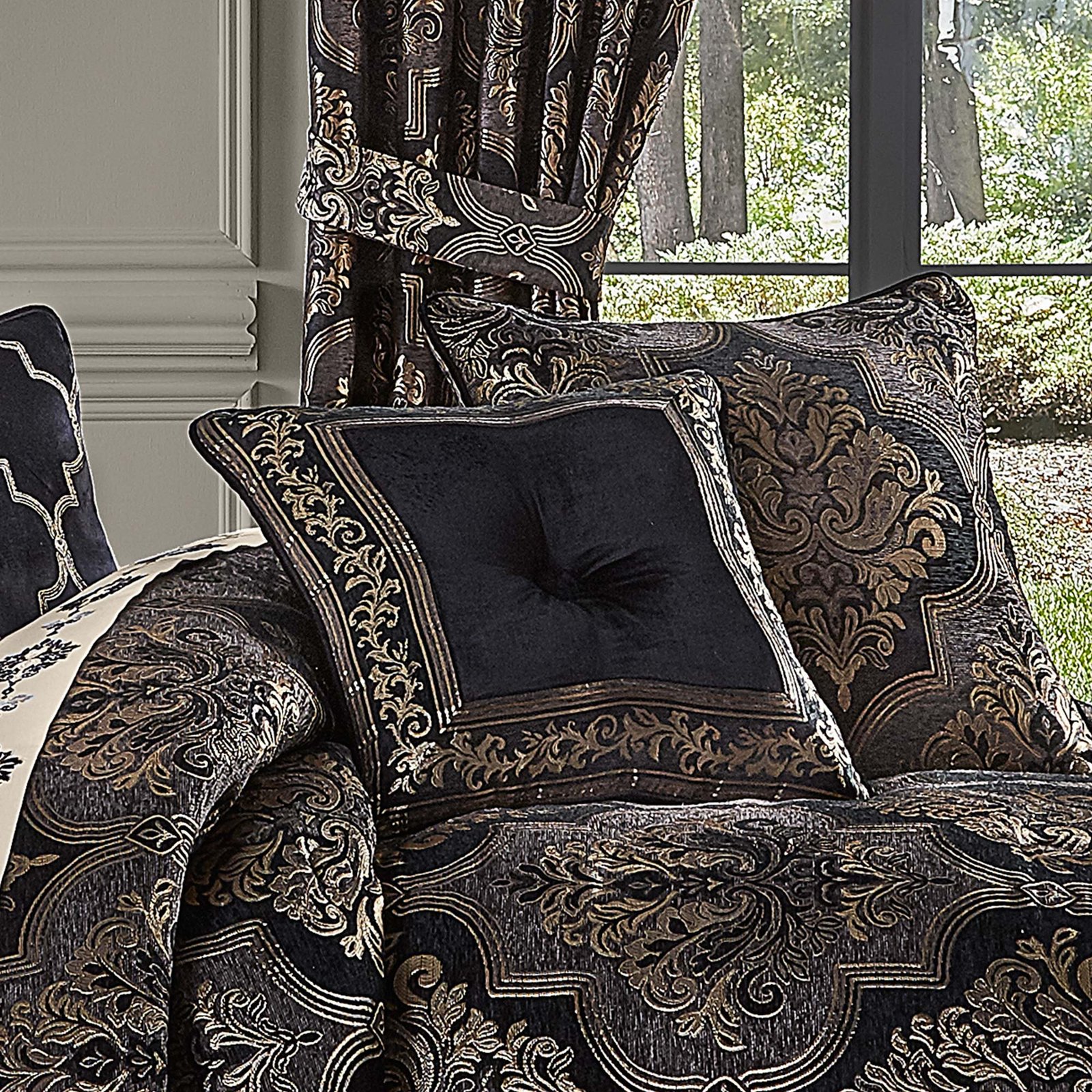 windham-18-square-decorative-throw-pillow-3