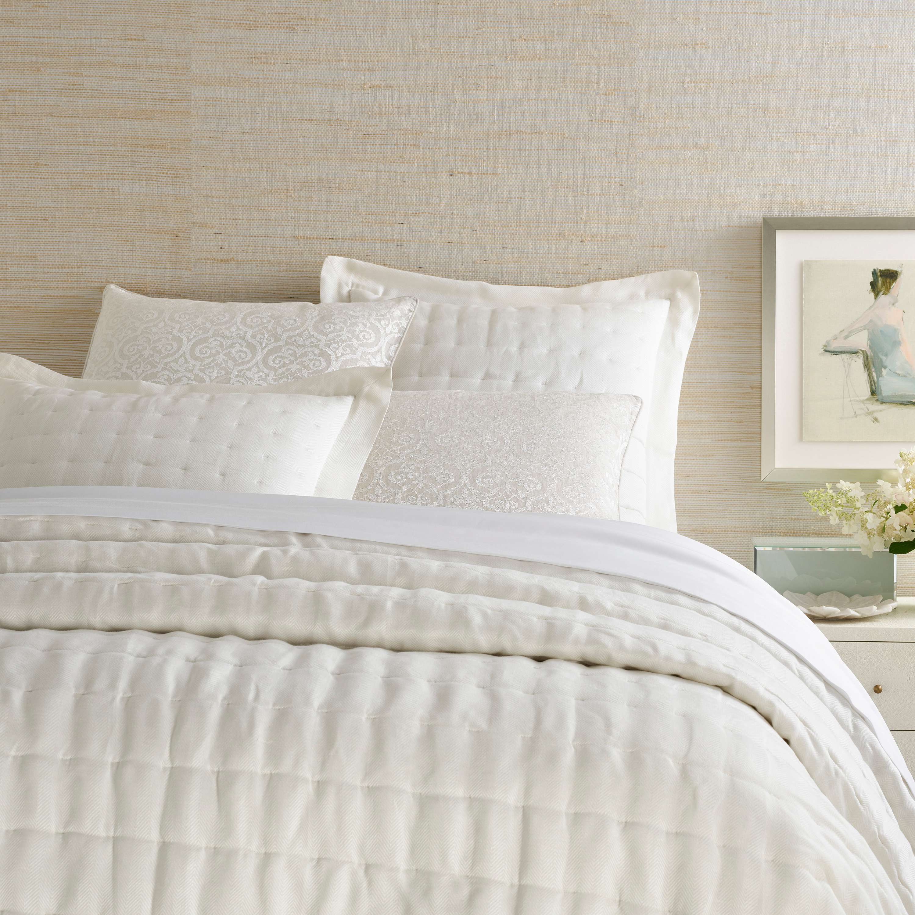 BrusselsIvoryQuiltedSham_Q269S1_beauty_5