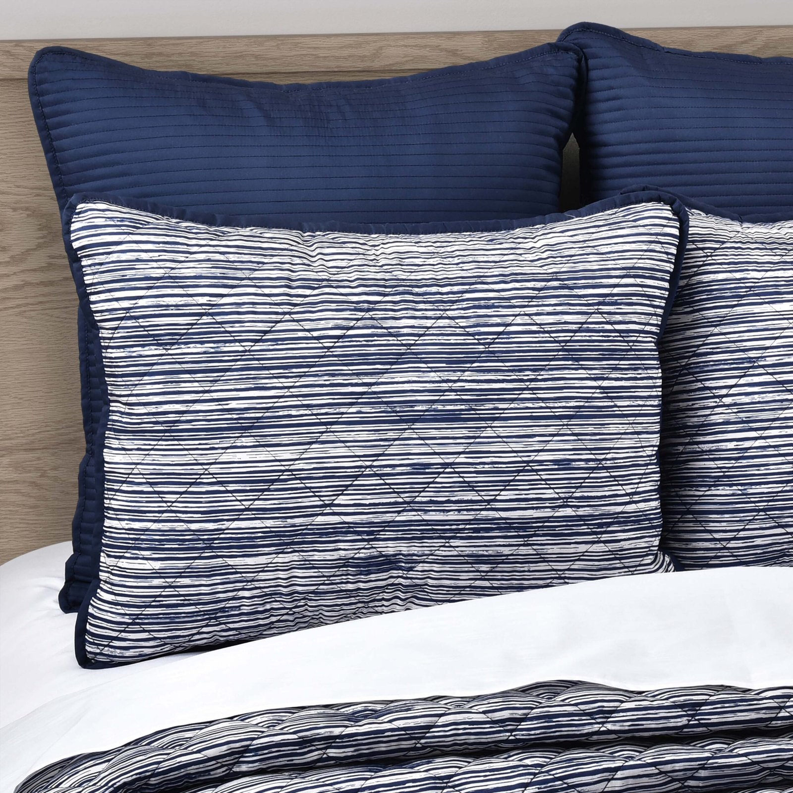 DaltonNavy3PieceQuiltSet-2