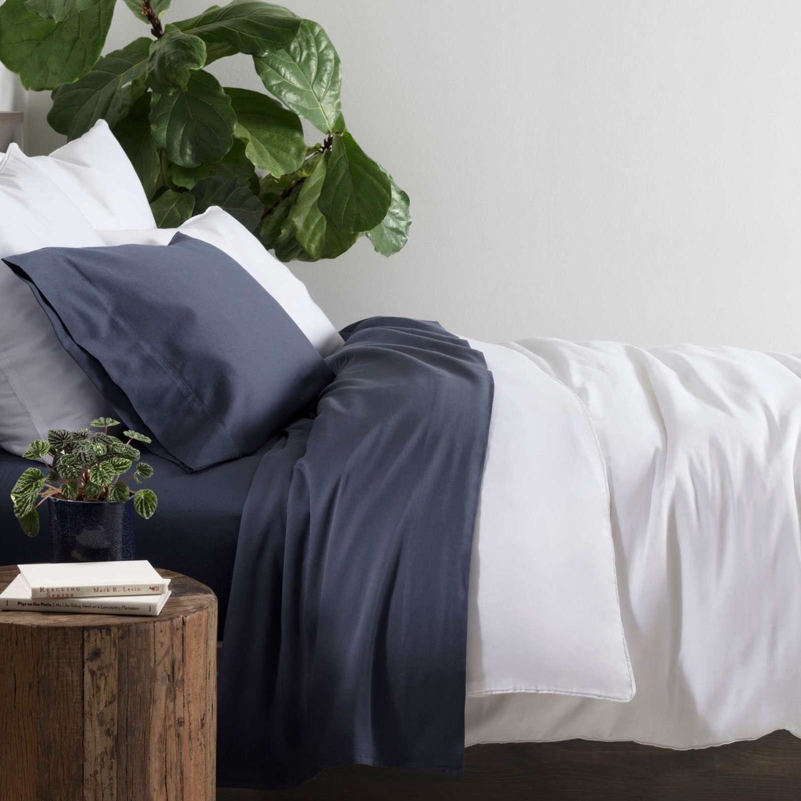 EssentialSateenWhiteSham_PC1570_beauty_2
