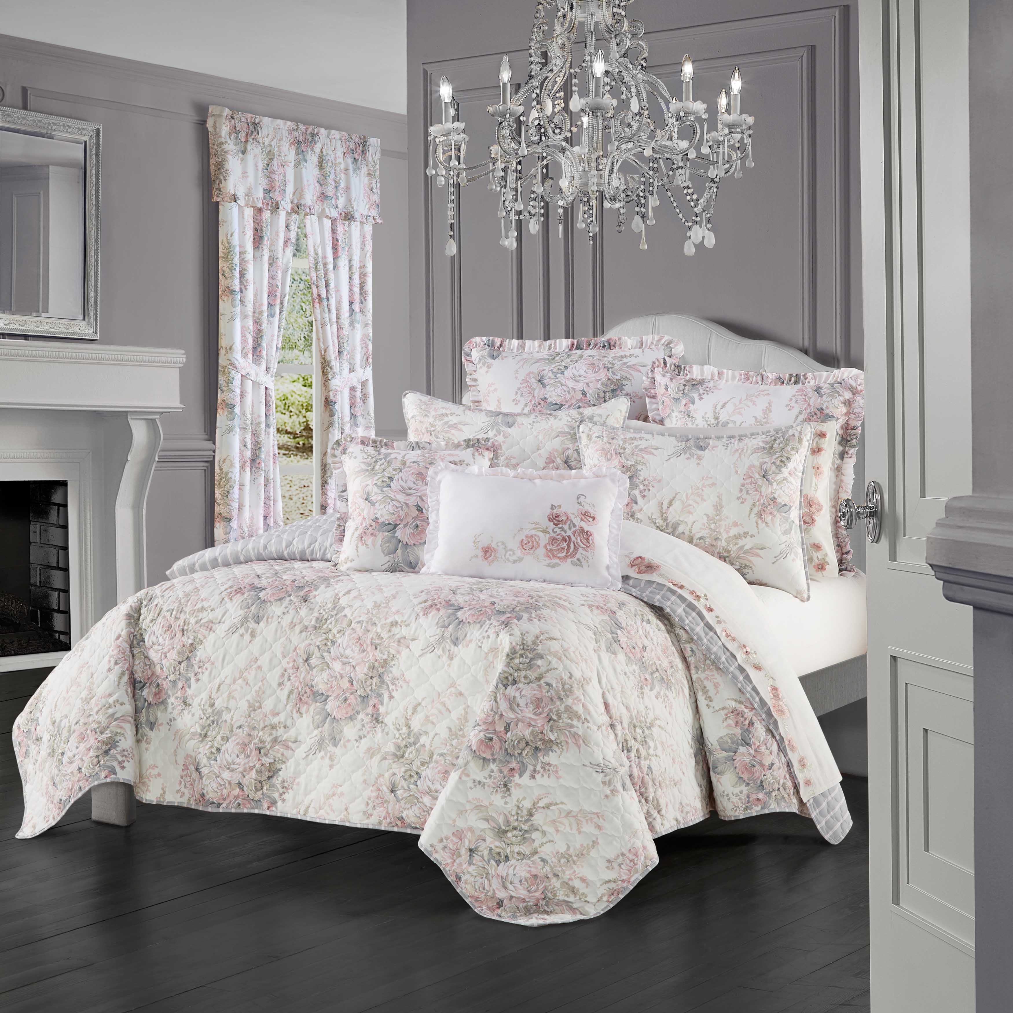 EstelleBlush3-PieceQuiltSet-1