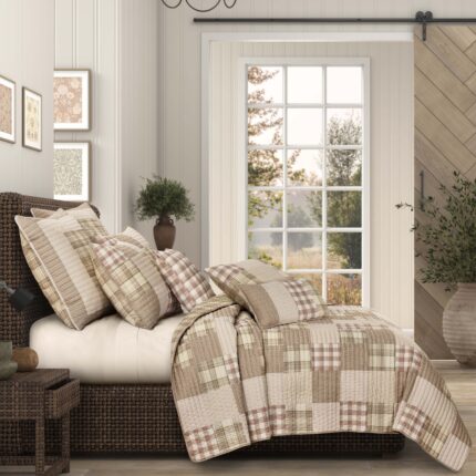 Mayfair Quilt