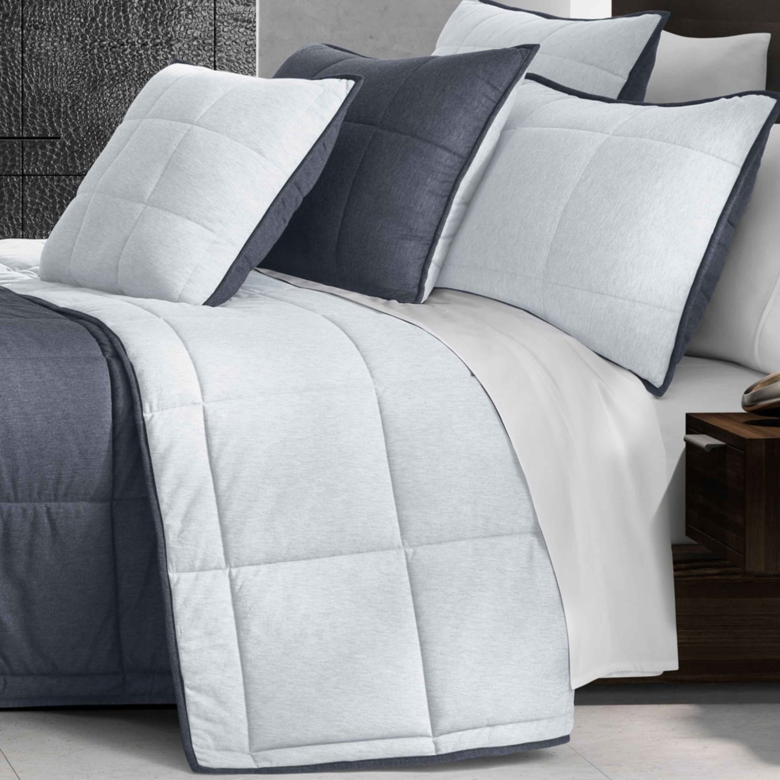 PaxtonBlue3-PieceQuiltSet-1