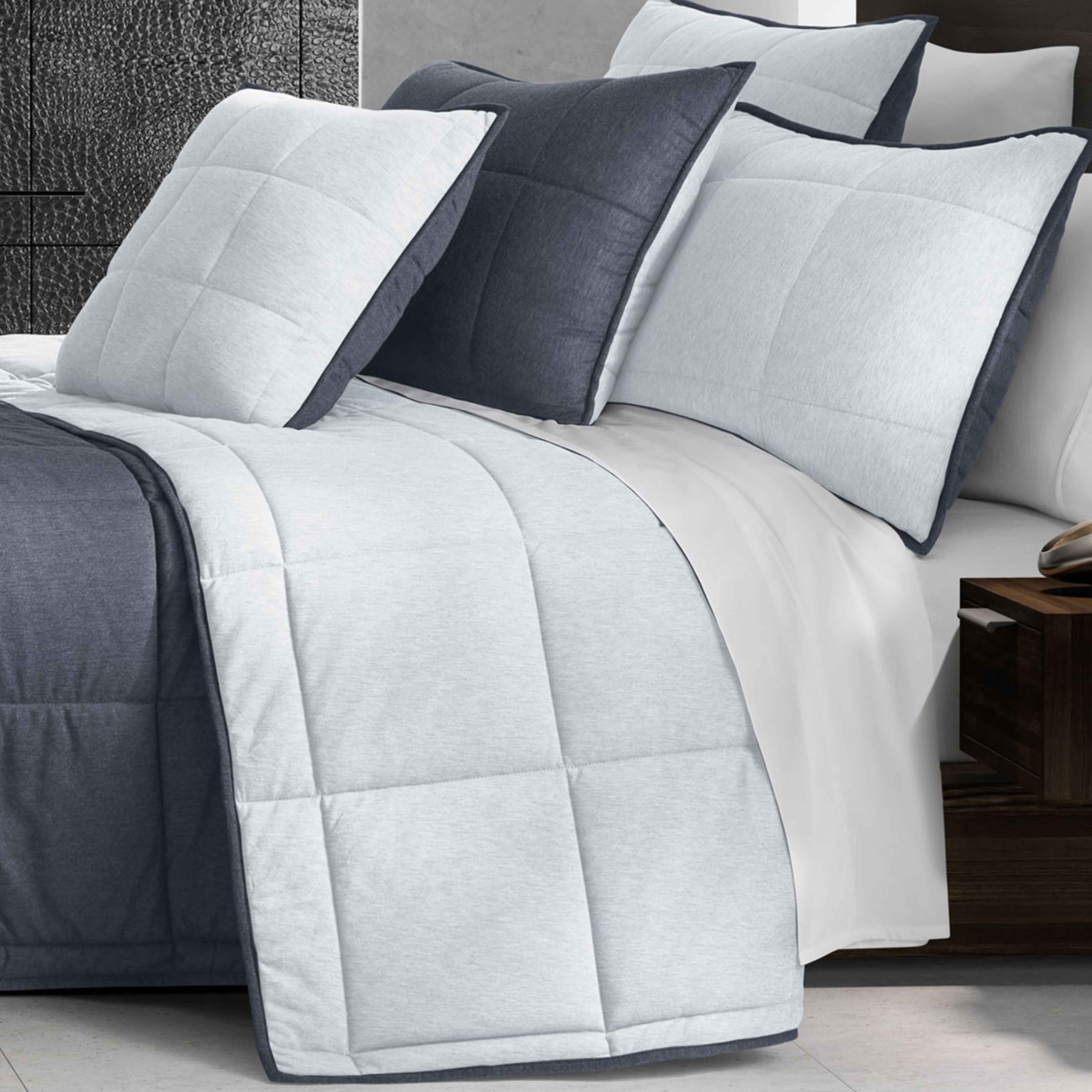 PaxtonBlue3-PieceQuiltSet-1