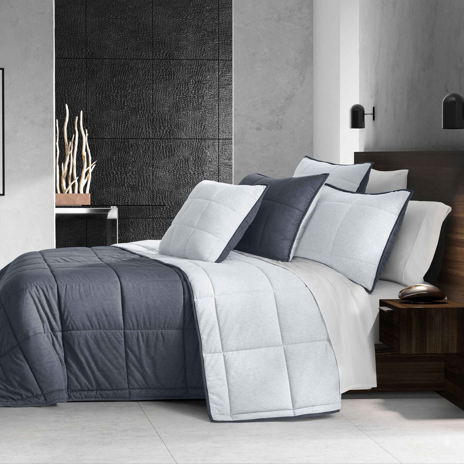 PaxtonBlue3-PieceQuiltSet