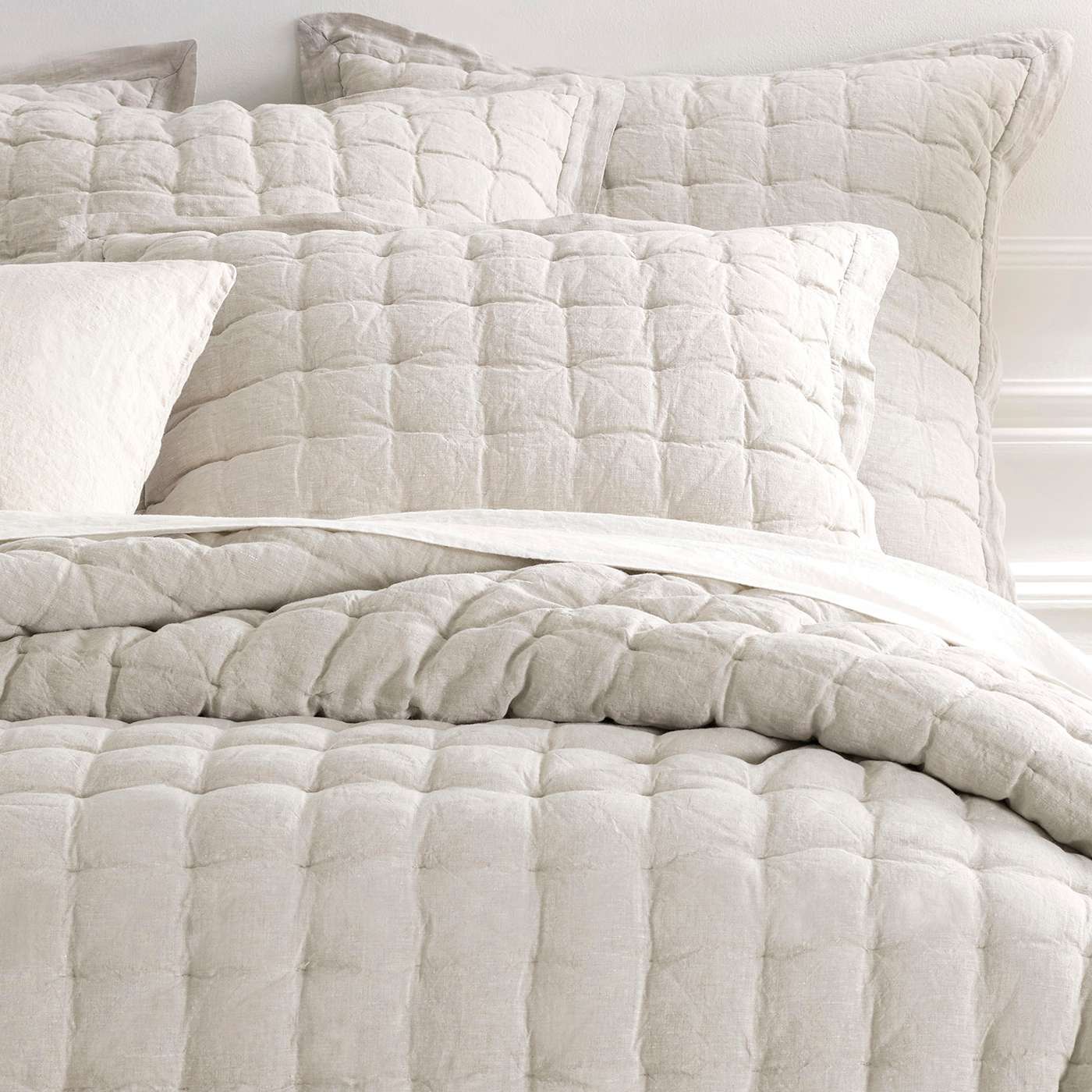 SHAMLushLinenNaturalPuffSham_PC2461_product_list