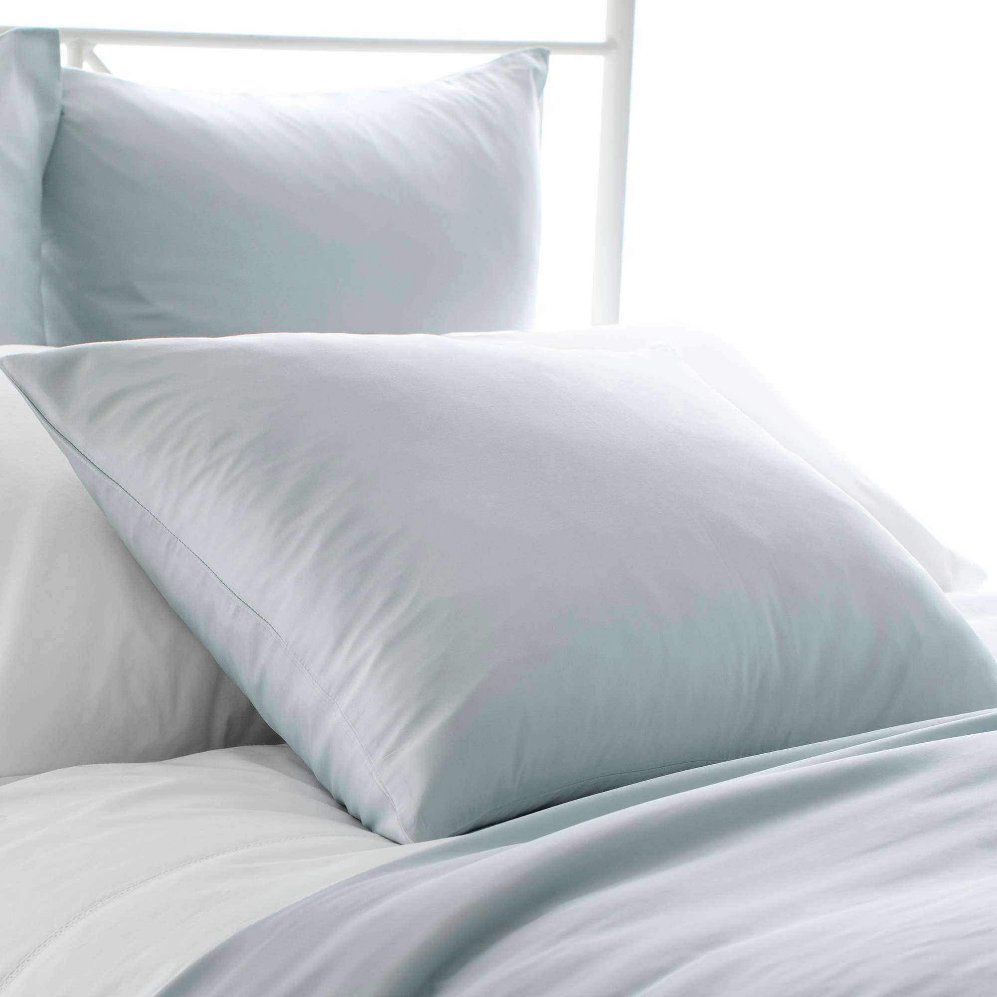 SilkenSolidRobinsEggBlueSham_PC760_product_list