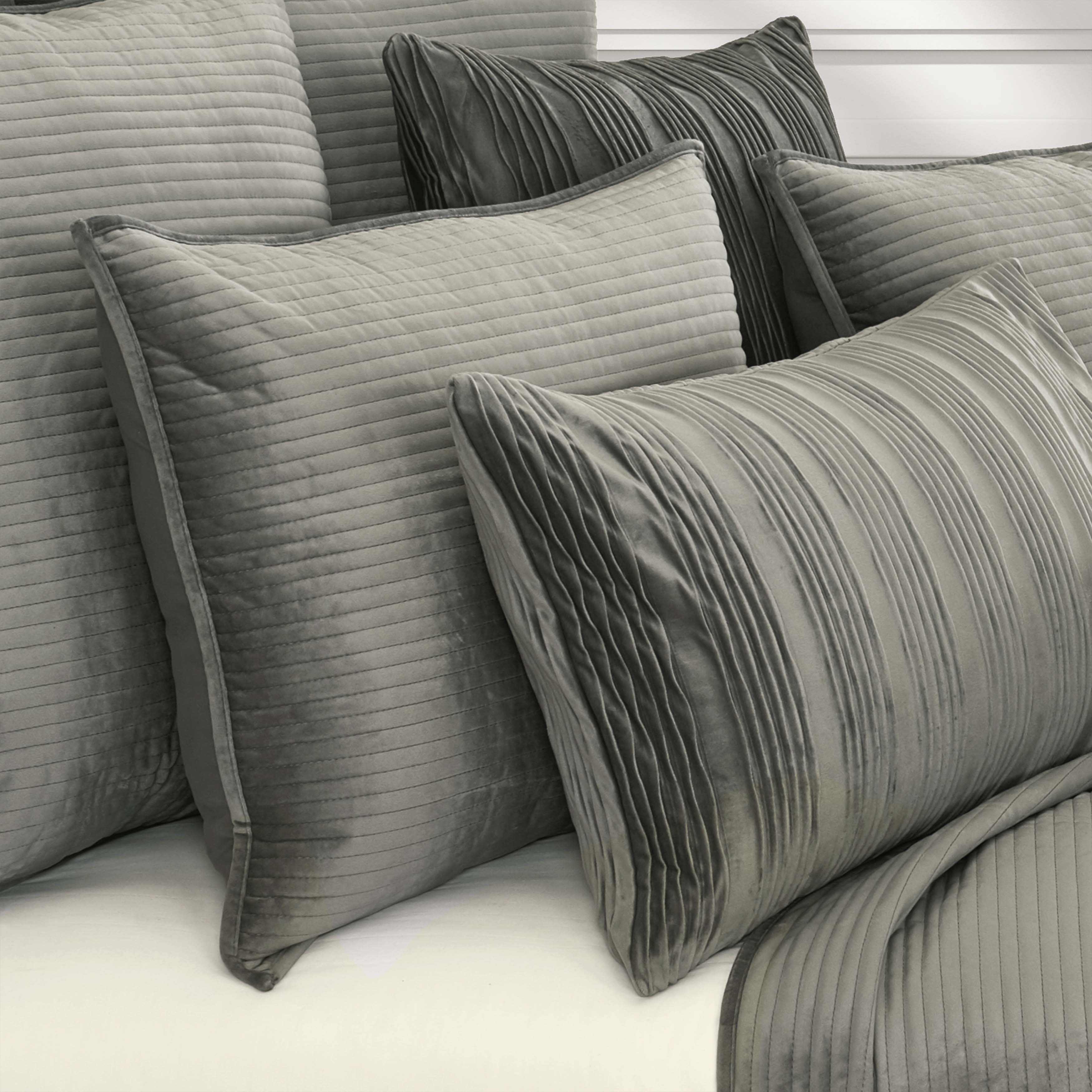 TownsendQuiltCharcoal-2