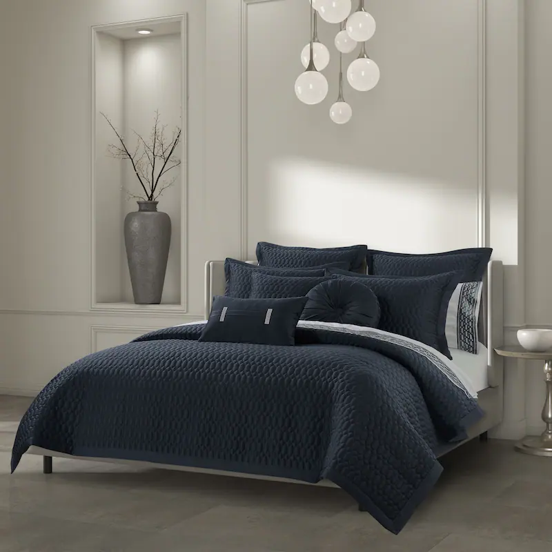 Brilliance-Navy-Quilt-Set