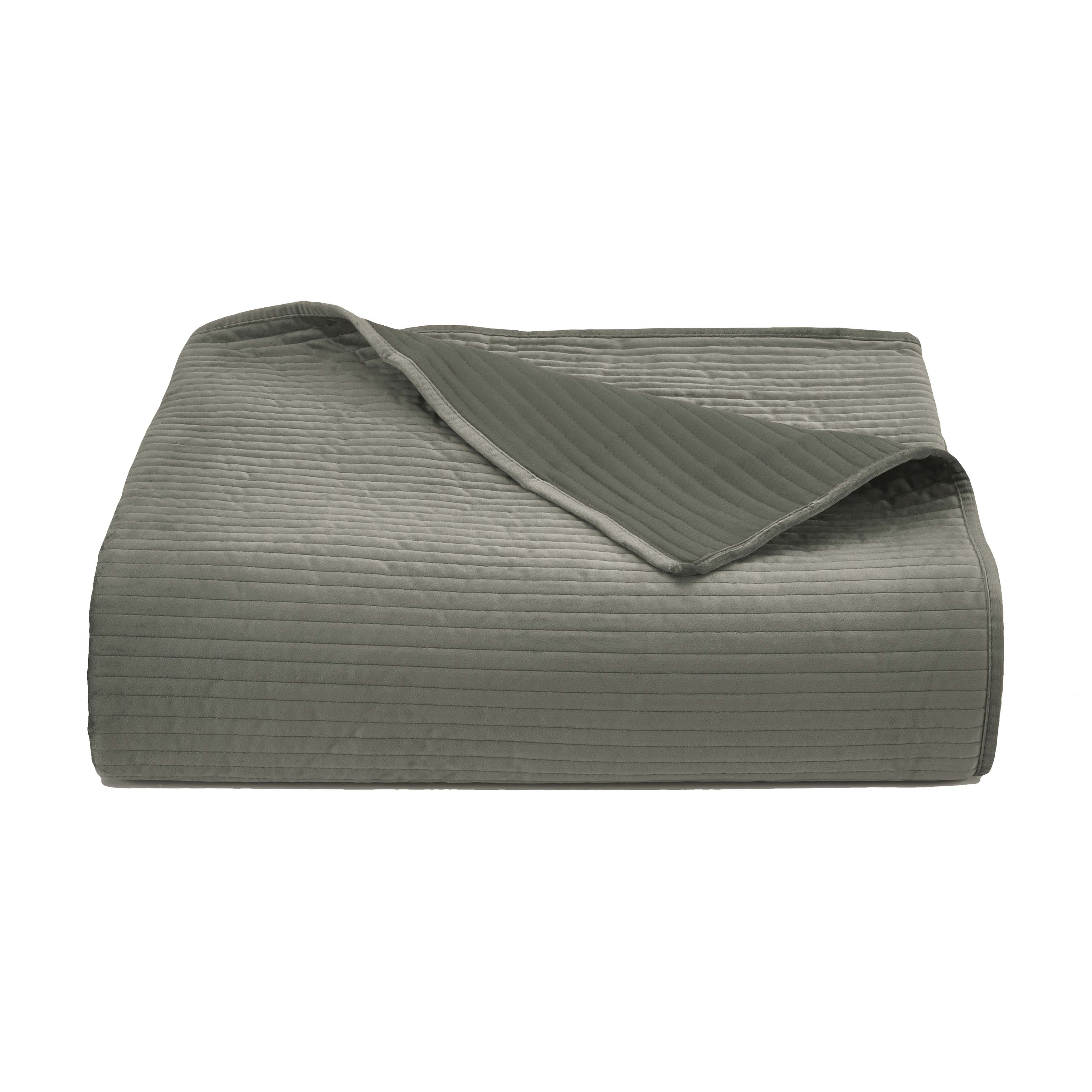 TownsendQuiltCharcoal-4